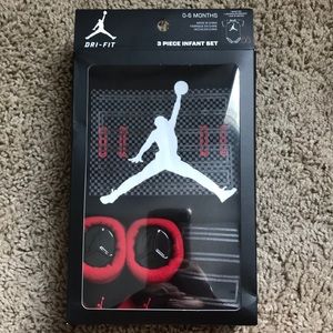 ❌SOLD❌BNIB Jordan infant set